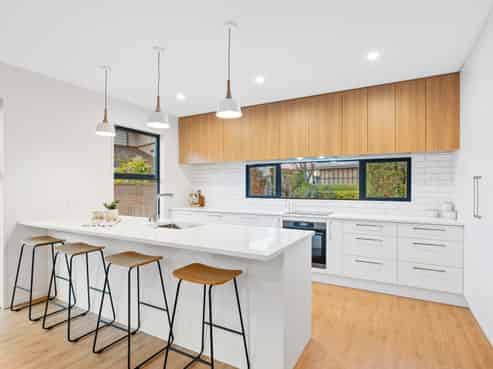 16 Soleares Avenue, Mount Pleasant