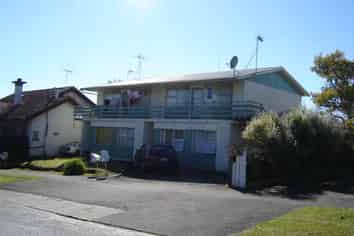 2/1A Fow Street, Hamilton Central