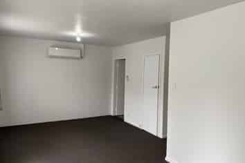 2/1A Fow Street, Hamilton Central