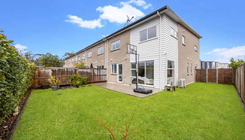 48 Vincent McGrath Crescent, Swanson