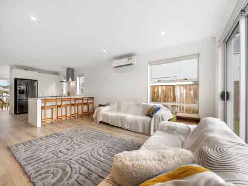 48 Vincent McGrath Crescent, Swanson