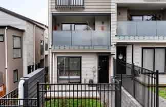 3/237 Swanson Road, Henderson