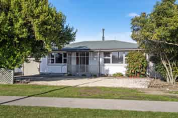 2 Le Fleming Street, Darfield