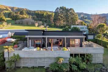 6035 Christchurch Akaroa Road, Duvauchelle