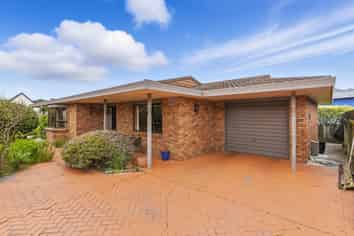 48 Kapiti Road, Paraparaumu