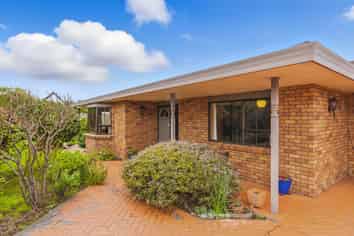 48 Kapiti Road, Paraparaumu