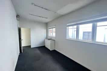 Standalone Grey Lynn Office - 115m2