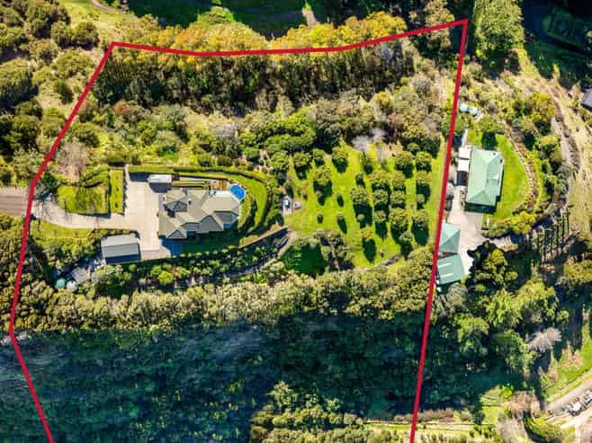 210 Kaimata Road, Bay View