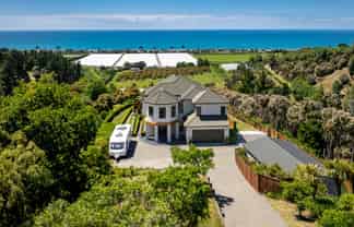 210 Kaimata Road, Bay View
