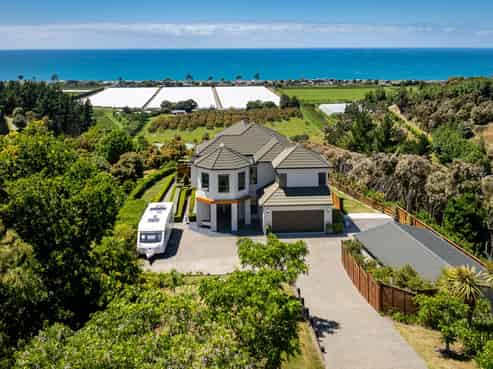 210 Kaimata Road, Bay View