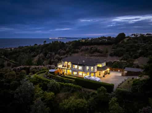 210 Kaimata Road, Bay View
