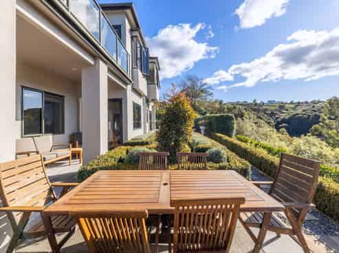 210 Kaimata Road, Bay View