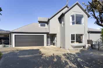9 Evergreen Way, Stoke
