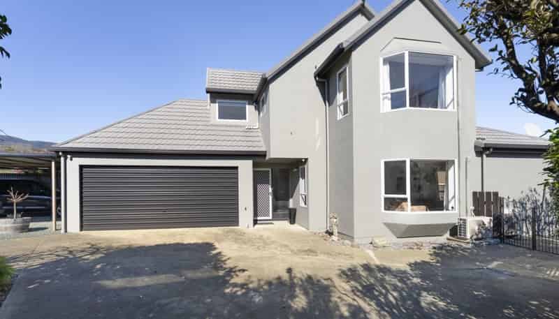 9 Evergreen Way, Stoke