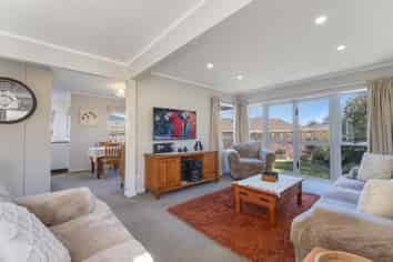 9 Evergreen Way, Stoke