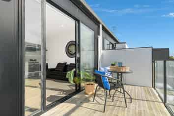 20/22 Ashley Place, Papamoa