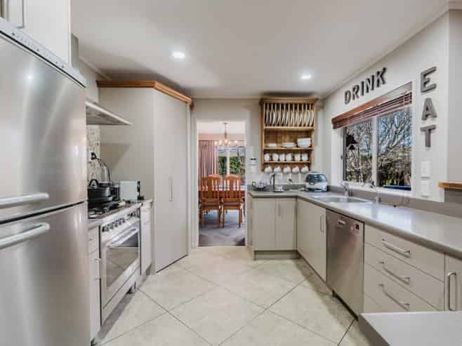 1 Jean Place, Pukete
