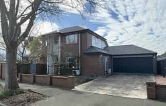 2a Palm Drive, Shirley
