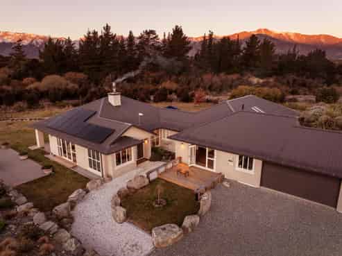 136 Te Awa Road, Lake Hawea