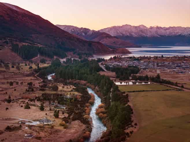 136 Te Awa Road, Lake Hawea