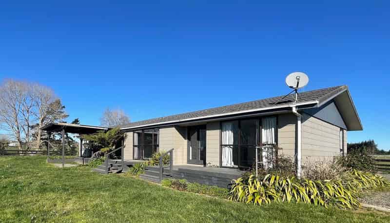 50 Logan Road, Buckland