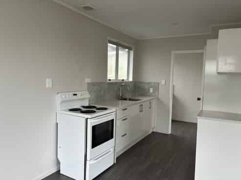2/3 Etherton Drive, Weymouth
