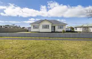 8 Orlando Street, Stratford