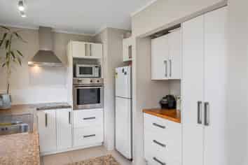 57B Pemberton Crescent, Greerton