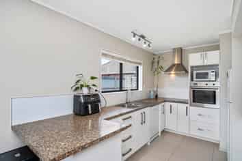 57B Pemberton Crescent, Greerton