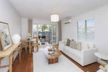 65A Knowles Street, Merivale