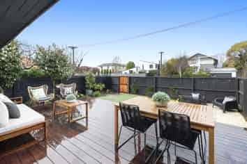 65A Knowles Street, Merivale