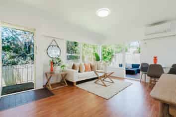 2/63 Ellice Road, Totara Vale
