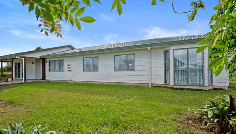 10 Merewhira Road, Paremoremo