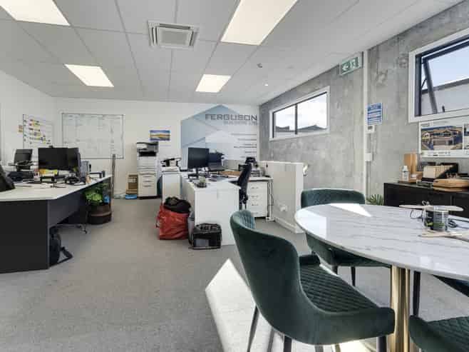 Industrial unit for lease - Glenda Drive