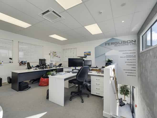 Industrial unit for lease - Glenda Drive