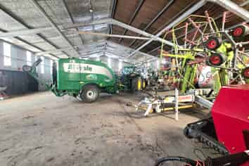 Where Big Sheds Meet Bigger Dreams