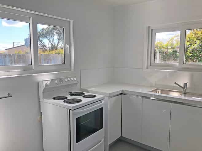 2/18 Tironui Station Road East, Papakura