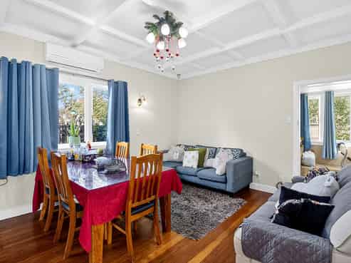 1&2/53 Jellicoe Road, Manurewa