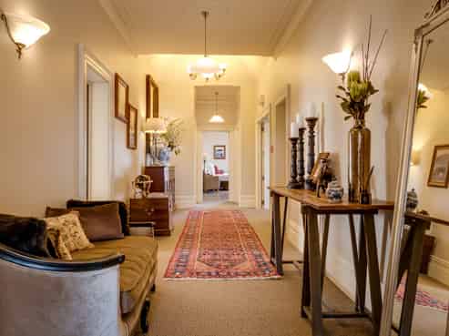 Prestige, Boutique, Award Winning