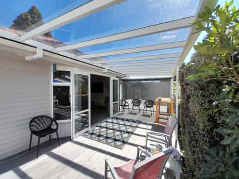 Shades Direct Taranaki & Whanganui.