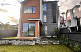 1/6 Woodhouse Place, West Harbour
