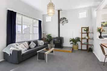 59 Romilly Street, Westport