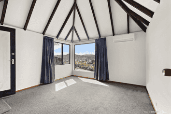29A Voltaire Street, Karori