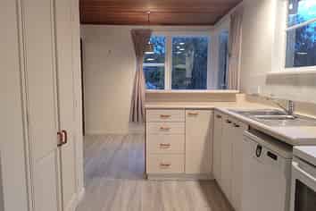73 Elmslie Road, Pinehaven