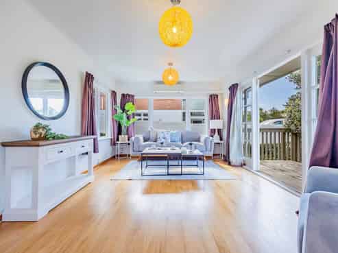 12 Barker Rise, Northcross