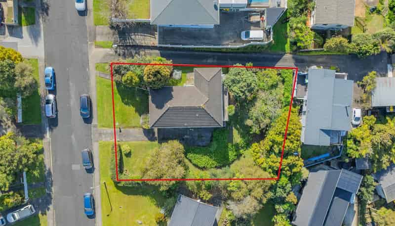 12 Barker Rise, Northcross