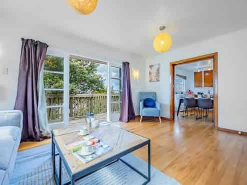 12 Barker Rise, Northcross