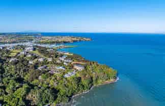52 Beauvoir Avenue, Matakatia