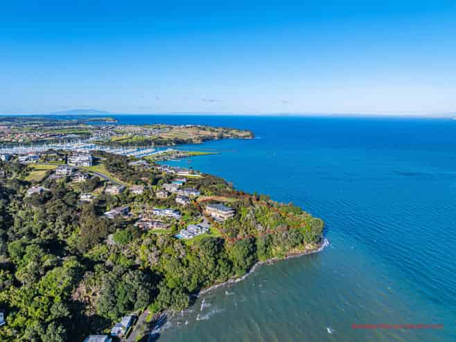 52 Beauvoir Avenue, Matakatia