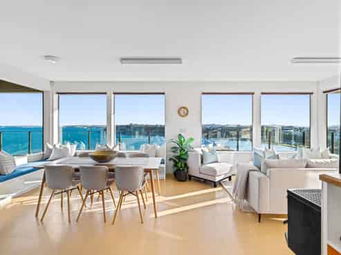 52 Beauvoir Avenue, Matakatia